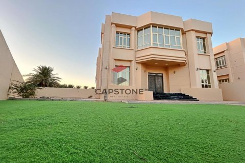 6 غرفة نوم  فيلا في Al Towayya, الإمارات العربية المتحدة رقم 86361 2
