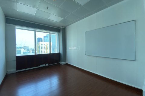 Office de 186.1m² en Sheikh Zayed Road, UAE No. 103683 8