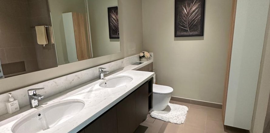 Apartment de 3 dormitorios en Dubai, UAE No. 97421