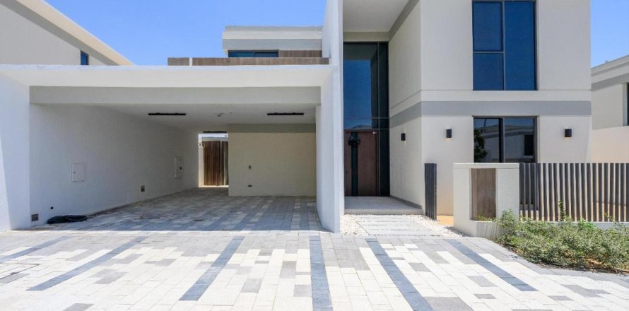 Villa de 5 dormitorios en Harmony, UAE No. 91669
