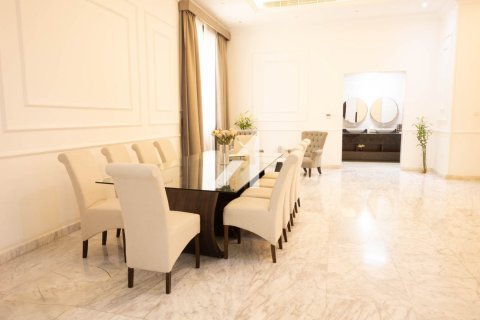 Вилла с 7 спальнями в Umm Al Sheif Villas, ОАЭ №101794 6