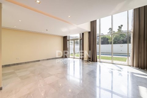 Villa de 4 dormitorios en District One, UAE No. 85611 6