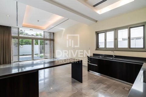 Villa de 4 dormitorios en District One, UAE No. 85611 4