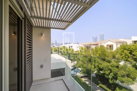 Villa de 4 dormitorios en District One, UAE No. 85611 26