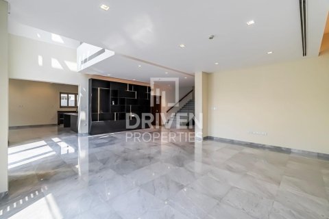 Villa de 4 dormitorios en District One, UAE No. 85611 5