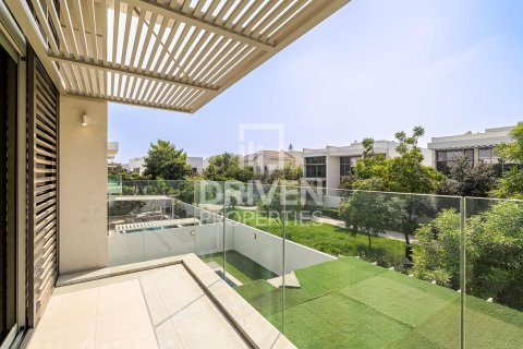 Villa de 4 dormitorios en District One, UAE No. 85611 31