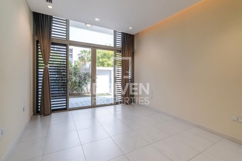 Villa de 4 dormitorios en District One, UAE No. 85611 22