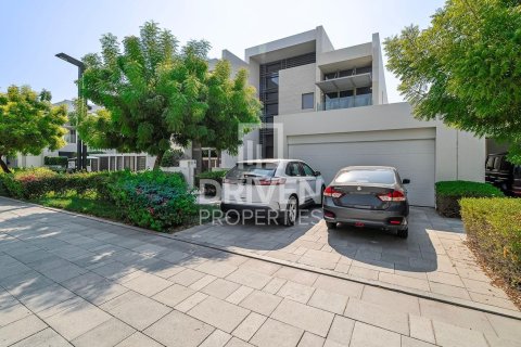Villa de 4 dormitorios en District One, UAE No. 85611 7