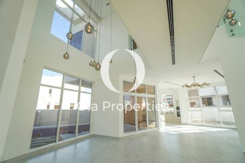 Вилла с 4 спальнями на Остров Яс, ОАЭ №98933 6