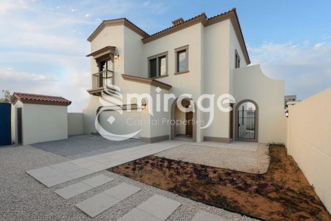Villa de 5 dormitorios en Khalifa City, UAE No. 81486 1