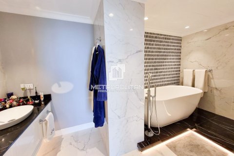 Квартира с 2 спальнями в Джумейра Бич Резиденс, ОАЭ №40731 24