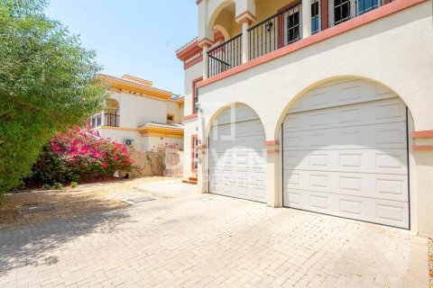 Villa de 4 dormitorios en The Villa, UAE No. 85663 9