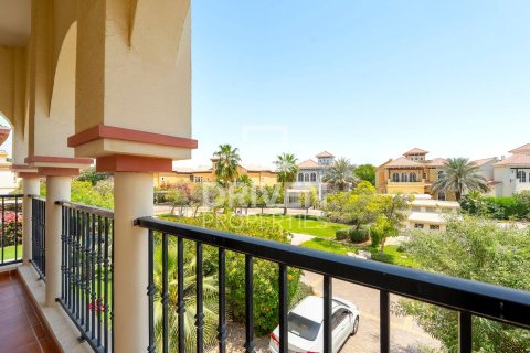 Villa de 4 dormitorios en The Villa, UAE No. 85663 8