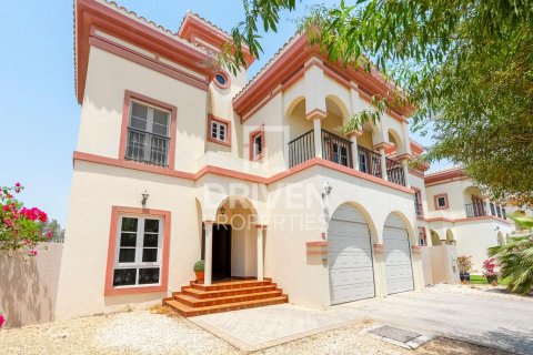 Villa de 4 dormitorios en The Villa, UAE No. 85663 6