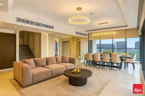 Apartment de 4 dormitorios en Dubai Hills Estate, UAE No. 73570 12