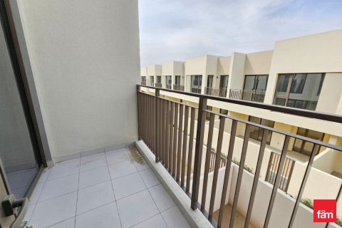 Villa de 3 dormitorios en Dubai, UAE No. 103232 8