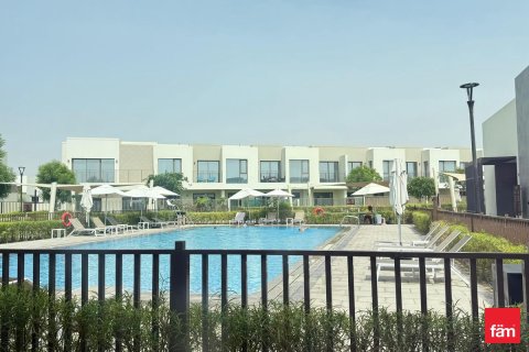 Villa de 3 dormitorios en Dubai, UAE No. 103232 12