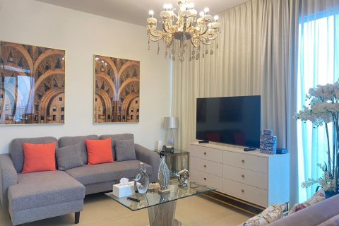 Apartment de 3 dormitorios en Dubai, UAE No. 97546 2