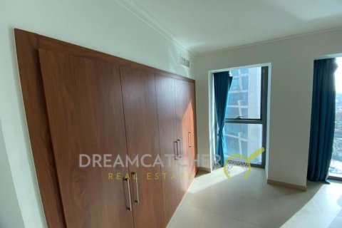 Appartement de 3 chambres à BURJ VISTA Dubai, UAE No. 95856 3