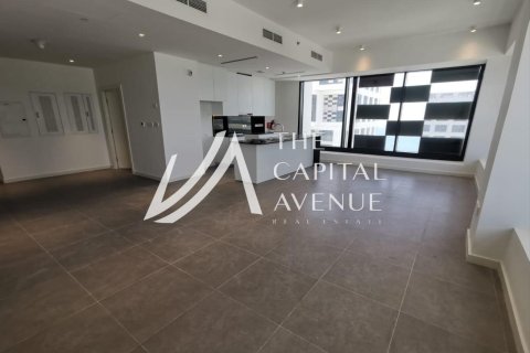 Apartment de 2 dormitorios en Makers District, UAE No. 86703 8