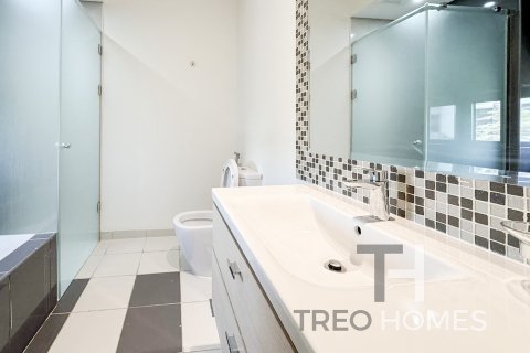 Villa de 3 dormitorios en DAMAC Hills (Akoya by DAMAC), UAE No. 81852 17