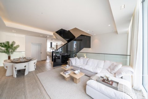 Таунхаус с 4 спальнями в Аль-Барари, ОАЭ №136702 4