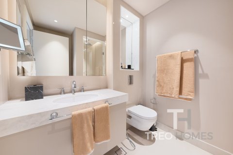 2 bedrooms Apartment in Burj Khalifa, UAE No. 73869 18