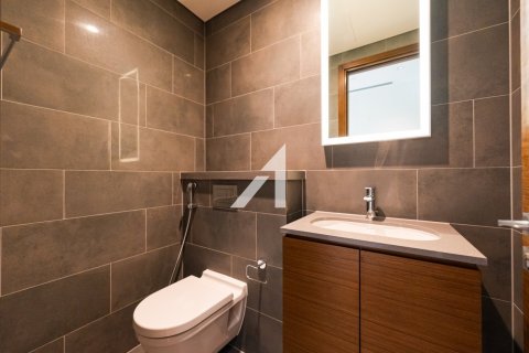 1 bedroom Apartment in Dubai, UAE No. 102802 12