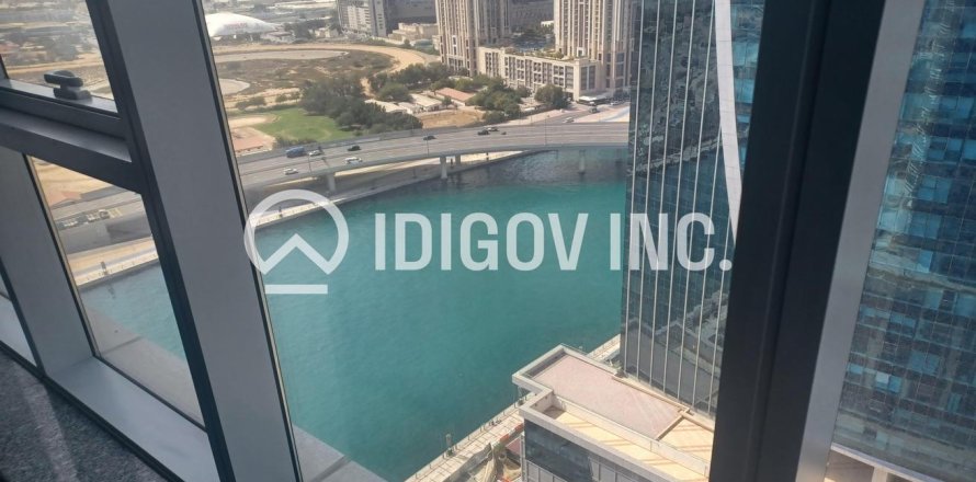 82m² Office in Business Bay, UAE No. 88442