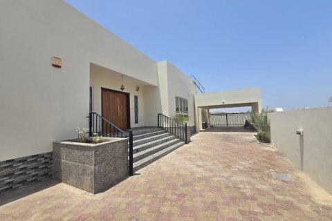 3 bedrooms Villa in As Sib, Oman No. 69222 1