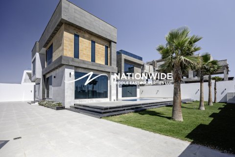 Villa de 6 chambres à Abu Dhabi, UAE No. 104901 1