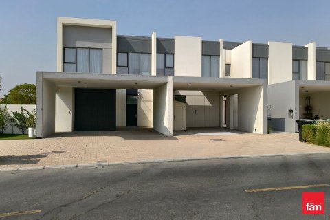 4 bedrooms Villa in Dubai, UAE No. 103298 17