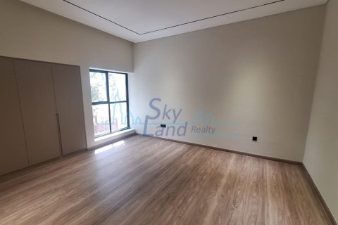 Villa de 4 dormitorios en Umm Suqeim, UAE No. 72527 9