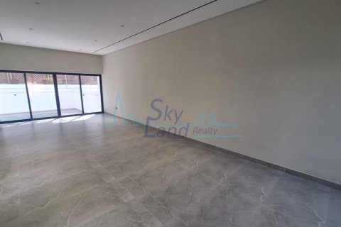 Villa de 4 dormitorios en Umm Suqeim, UAE No. 72527 7