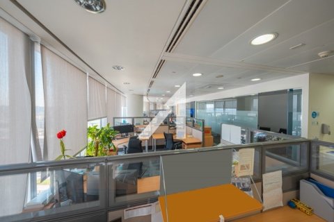 1653.7m² Office in Dubai, UAE No. 72529 12