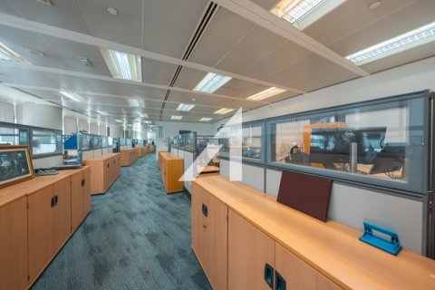 1653.7m² Office in Dubai, UAE No. 72529 16