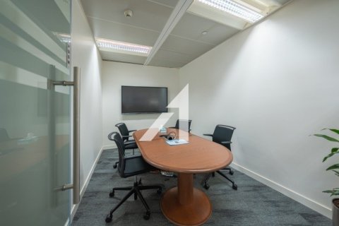 1653.7m² Office in Dubai, UAE No. 72529 5