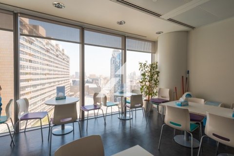 1653.7m² Office in Dubai, UAE No. 72529 8