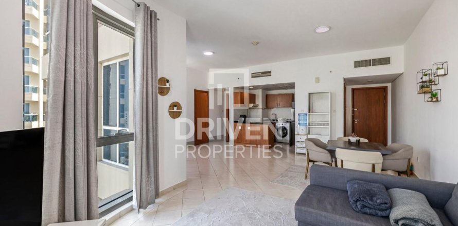 Appartement de 2 chambres à The Crescent, UAE No. 83974