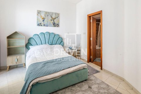 Appartement de 2 chambres à The Crescent, UAE No. 83974 8