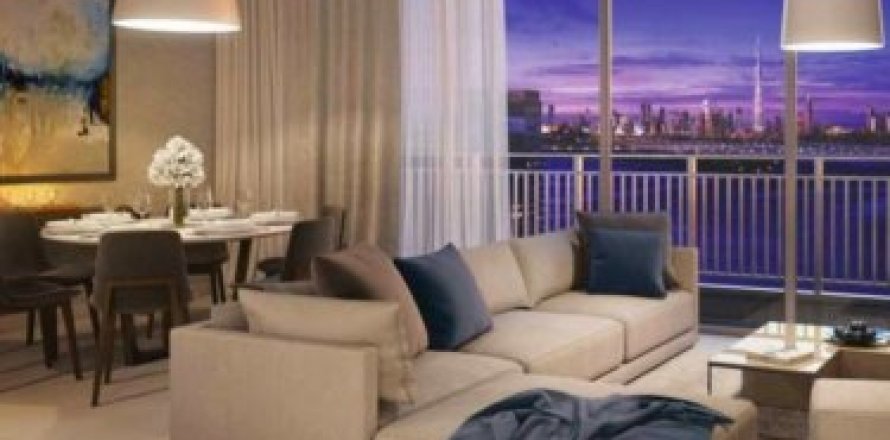 Apartment de 3 dormitorios en CREEK RISE Creek Rise, UAE No. 96350