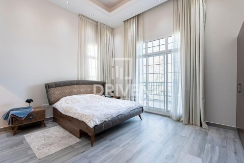 Villa de 5 chambres à The Villa, UAE No. 84667 11