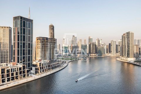 Apartment de 2 dormitorios en Business Bay, UAE No. 84668 9