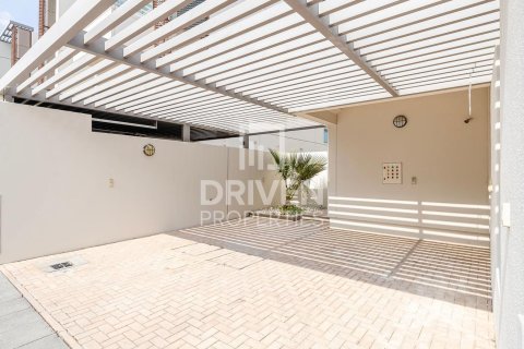 6 bedrooms Villa in Meydan, UAE No. 85341 29