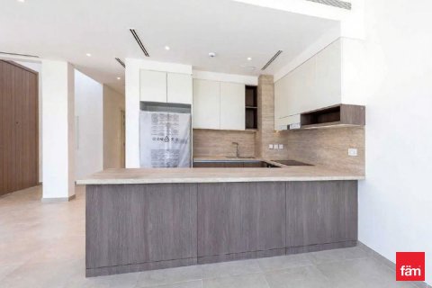 Villa de 4 dormitorios en Dubai, UAE No. 101112 2