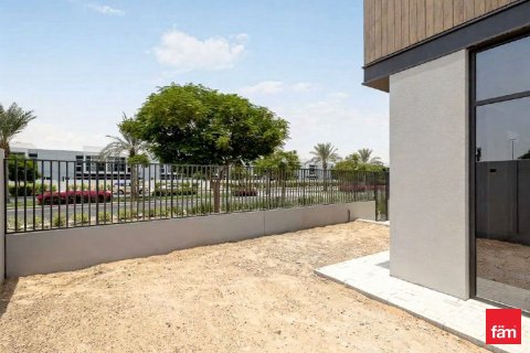 Villa de 4 dormitorios en Dubai, UAE No. 101112 3
