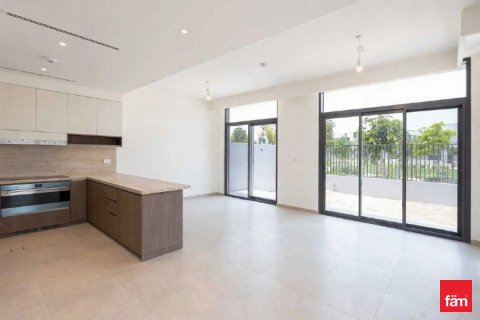 Villa de 4 dormitorios en Dubai, UAE No. 101112 4