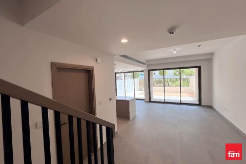Villa de 3 dormitorios en Dubai, UAE No. 102528 9