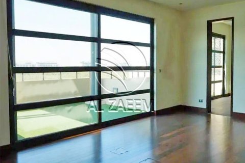 5 bedrooms Villa in Al Gurm, UAE No. 91428 14
