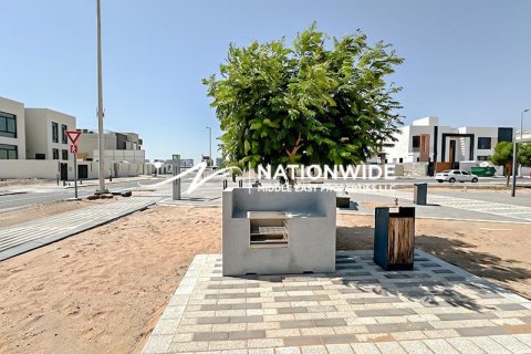753مربع، قطعة أرض في أبو ظبي, الإمارات العربية المتحدة رقم 99135 3